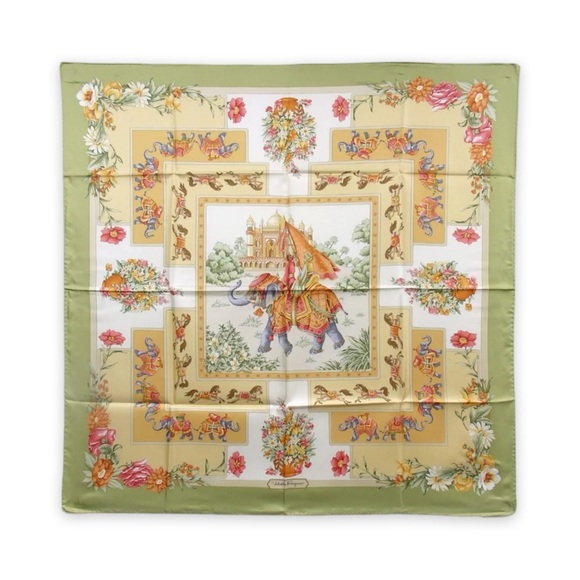 Salvatore Ferragamo Italian Silk Scarf 34.3” w/ Box 🎁 - Picture 4 of 16
